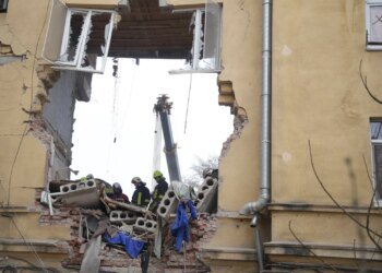 Одеса: завершено пошуково-рятувальні роботи, троє загиблих та 25 постраждалих