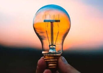 610 тисяч споживачів у Києві залишаються без світла – Шмигаль