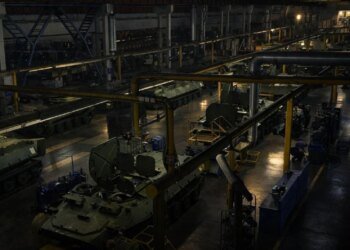 Постачали обладнання для ВПК рф на 160 млн гривень: чотири злочинця постануть перед судом