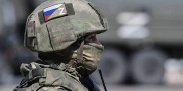 Военная логистика под маской рекреации: СВР Украины проанализировала новую стратегию РФ по Приазовью