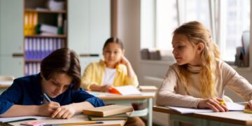 В Киеве продлили зимние каникулы: что теперь с весенними и летними