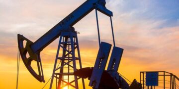 Нефтяной крах: добыча в РФ рекордно рухнула из-за дронов и санкций США