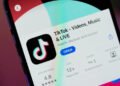 TikTok запустив PineDrama — платформу з “мікросеріалами” по 60 секунд