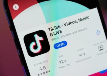 TikTok запустив PineDrama — платформу з “мікросеріалами” по 60 секунд