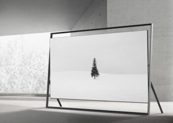 Samsung представила перший 130-дюймовий телевізор із матрицею Micro RGB