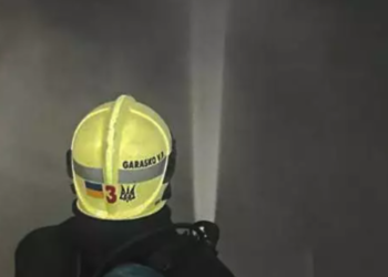 Масштабне задимлення: в Києві та області виникли великі пожежі, – ФОТО