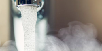 Без теплої води у сильний мороз: в якому районі Києва найскладніша ситуація