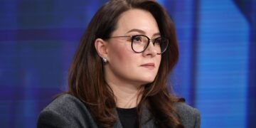 Света в Киеве завтра станет больше: что говорит Свириденко и сколько длятся отключения сейчас