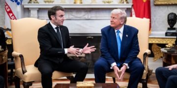 Трамп “слил” личные переписки с Макроном и Рютте, которые упоминали Украину