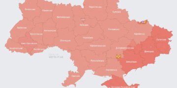 ПС ЗСУ попереджають про імовірний ворожий запуск балістичної ракети середньої дальності