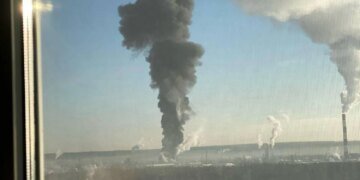 Дрони СБУ вразили ухтинський НПЗ за 1750 км від кордону України, що є новим рекордом по далекобійсності – джерело