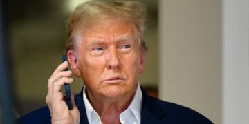 Трамп еще в 2000-х говорил о преступлениях Эпштейна: что раскрыли файлы ФБР