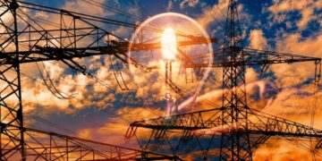 Света придется ждать годами: украинцев шокировали прогнозом по “возвращению к нормальной жизни”