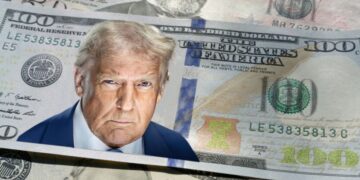 Доверие к доллару будет уничтожено: эксперт озвучил роковой сценарий