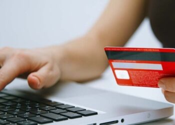 Три признака того, что вас хотят “кинуть”: как распознать афериста на маркетплейсе