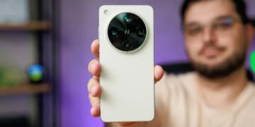 Oppo Find X9 Ultra засвітився наживо з гігантською камерою