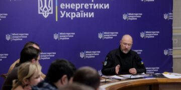 Шмыгаль предупредил об ухудшении графиков отключений и анонсировал проверки облэнерго