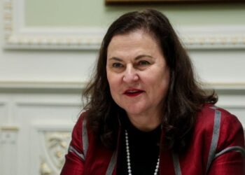 “Пропагандист, а не дипломат”: посол ЕС в Украине “разнесла” Марию Захарову