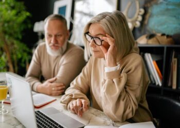 Пенсии пересчитают автоматически: кому после 65 лет повысят выплаты