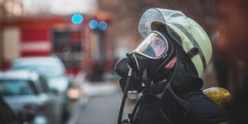 Ракети й дрони над Києвом та Київщиною: тисячі будинків без тепла і світла