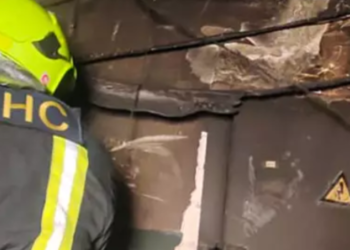 Евакуація в палаючій багатоповерхівці: як на Київщині рятували людей, – ФОТО