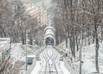 У центрі Києва призупинено пасажирський рух: причина та адреса