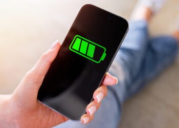 Чи варто заряджати смартфон лише до 80%, щоб він служив довше