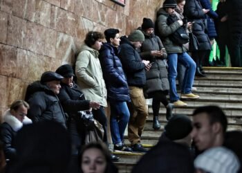 Под ударом Бурштын, Ровно и не только: РФ массированно обстреляла запад Украины ракетами