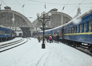 УЗ готовит новые тарифы: для каких вагонов билеты подорожают, а где цена не изменится