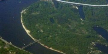 Зелені легені Києва можуть зникнути: прокуратура б’є на сполох