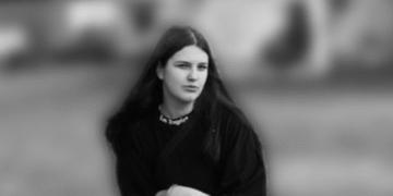 Пекельна пастка у центрі Києва: дівчинка впала в окріп і померла