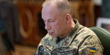 Сирський заявив про зростання активності ворога та плани рф на 409 тисяч солдатів