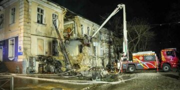 Огненная атака на Одессу: разрушенные дома, горящие квартиры и раненые. ФОТО