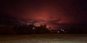 В России подверглось нападению химическое предприятие «Апатит» — возник пожар. ВИДЕО