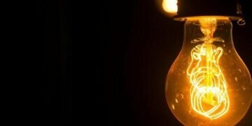 8,9 млн під питанням: у Києві перевіряють угоди на електроенергію для освітніх закладів