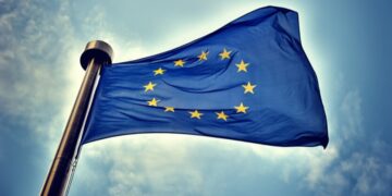 Страх перед новой реальностью: почему европейские элиты отказываются хоронить старый миропорядок