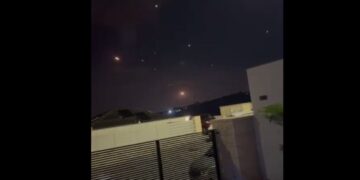 Хезболла объявила о начале новой операции и выпустила 100 ракет по Израилю