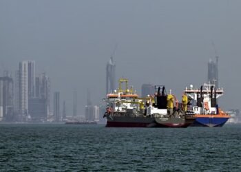 В ЕС предлагают использовать опыт «зернового коридора» для разблокирования поставок энергоносителей и удобрений через Ормузский пролив.