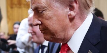 Поддержка партии Трампа падает: почему республиканцы могут потерять обе палаты Конгресса