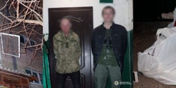 Дерзкий напад у Києві: злодії через дах пробралися до квартири пенсіонерки