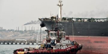 Экспортный ресурс агрессора. В ГУР раскрыли более полусотни судов “теневого флота” РФ