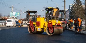 ЕИБ предоставляет Киеву €230 млн на восстановление дорожной инфраструктуры.