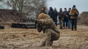 Новий предмет і практичні стрільби: що зміниться для школярів і студентів в Україні