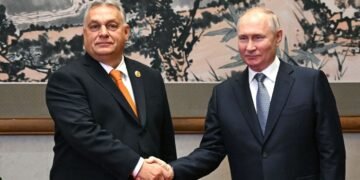 ЕС все чаще исключает Венгрию из обсуждений из-за угрозы слива информации в РФ, – Politico