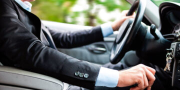 Запрет на вождение: в каком возрасте придется забыть о руле