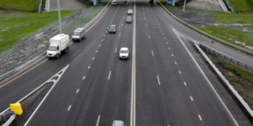 Дороги Києва під загрозою руйнування: що відбувається, – ФОТО