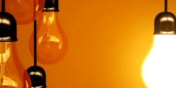 Масштабні знеструмлення: в Києві та області збільшився дефіцит світла