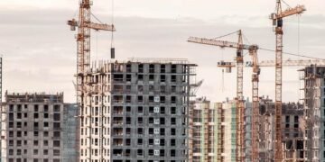 Мільйонний хабар за житло для військових: у Києві викрили корупційну схему в Міноборони