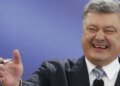 Порошенко использует суды и войну для собственного пиара, — волонтёрка