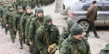 Командиры РФ угрожают бойцам расправой за отказ идти в атаку — перехват ГУР